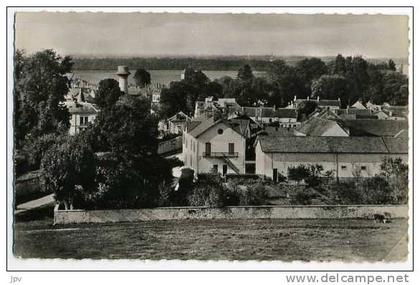 77 ROISSY EN BRIE  .  VUE GENERALE .