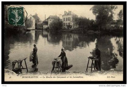 41 Romorantin-Lanthenay lavoir lavandiere