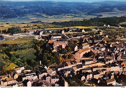 P-24-Mi-Is-2439 : VUE AERIENNE. SAINT-ALBAN-SUR-LIMAGNOLE