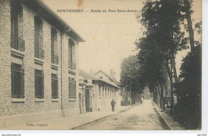 SAINT FARGEAU PONTHIERRY - Entrée du Pont Saint Assises