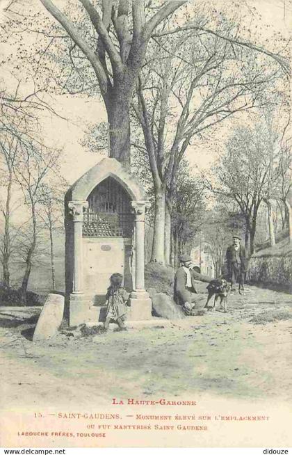 31 - Saint Gaudens - Monument élevé sur l'Etablissement ou fut martyrisé Saint Gaudens - Animée - CPA - Voir Scans Recto