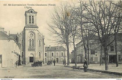 -dpts div.-ref PP285- vienne - saint gervais les trois clochers - st gervais les trois clochers - l eglise - voitures -