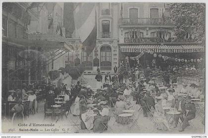 35 - Saint-Malo - Les Cafés - Très animée