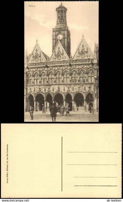 CPA Saint-Quentin Saint-Quentin Rathaus Soldaten 1914