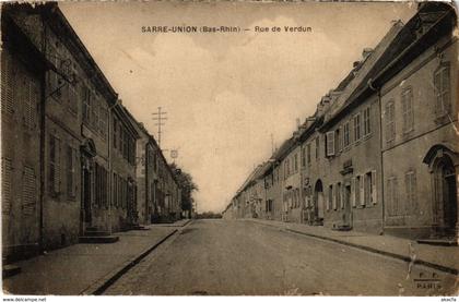 CPA AK SARRE-UNION - Rue de Verdun (104965)