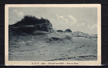 CPA 33 -  Soulac-sur-Mer - Dans les Dunes