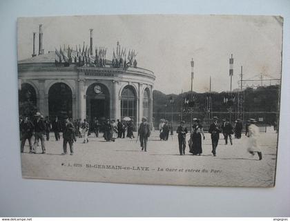 CPA   Gare  Saint-Germain-en-Laye    St-Germain-en-Laye   La Gare entrée du Parc