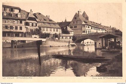 STRASBOURG - Le vieux STRASBOURG - Cliché G. Escher - Ed. Revue Alsacienne