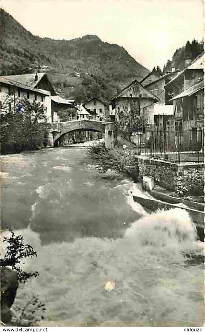 74 - Taninges - Le vieux Pont - CPM - Voir Scans Recto-Verso