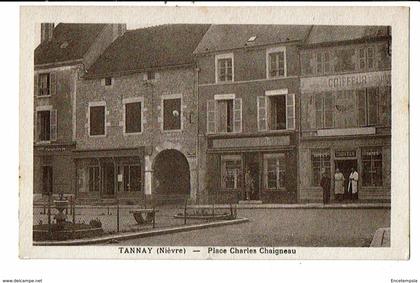 CPA-Carte Postale-France-Tannay- Place Charles Chaigneau VMO15877