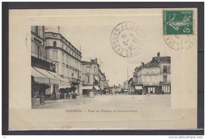 47 - Tonneins - Place du Chateau et rue Gambetta