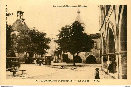 tournon d'agenais * la place du village