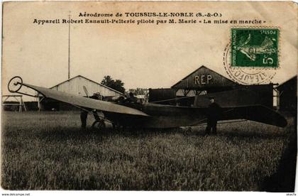 CPA Aerodrome de TOUSSUS-le-NOBLE - Appareil ROBERT Esnault... (246869)