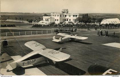 / CPSM FRANCE 78 "Toussus le Noble" / AERODROME / AVIATION