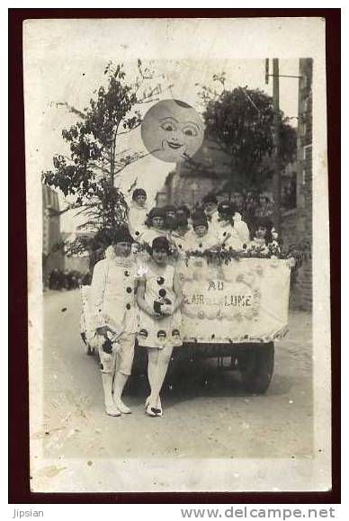 Cpa carte photo du 22 A priori Tréguier ?? fête défilé de chars cachet photographe Mahe Huard Tréguier G1