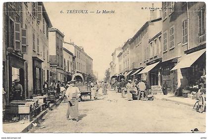 TREVOUX - Le Marché