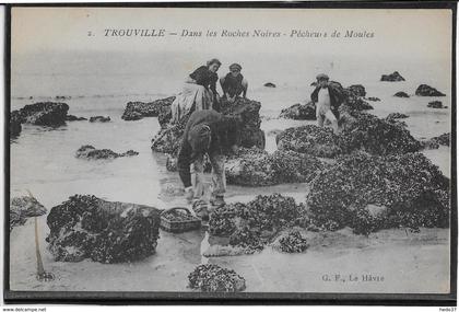 Trouville - Pêcheurs de Moules