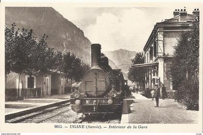 CPA Ugine Intérieur de la Gare