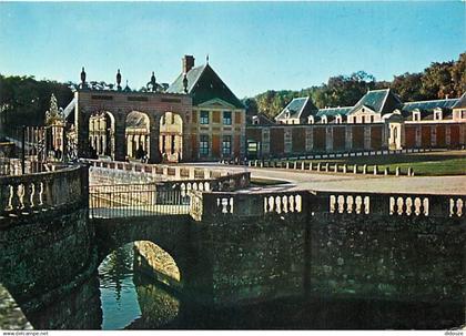 77 - Vaux le Vicomte - Le Château - Portique et communs Ouest - Carte Neuve - CPM - Voir Scans Recto-Verso