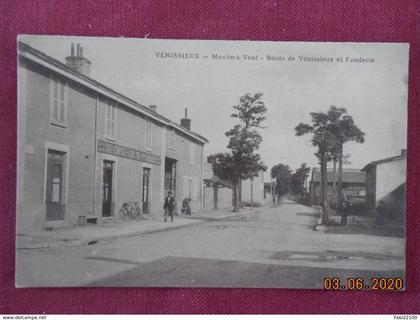 CPA - Vénissieux - Moulin-à-Vent - Route de Vénissieux et Fonderie