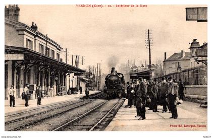 Vernon - Intérieur de la Gare