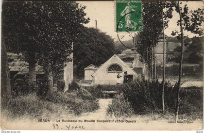 CPA VERON Le Ruisseau du Moulin Cooperatif (49192)