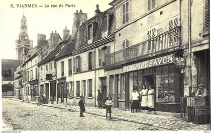 Carte POSTALE  Ancienne de    VIARMES - Rue de Paris