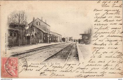 CPA VIC-SUR-AISNE La Gare (155647)