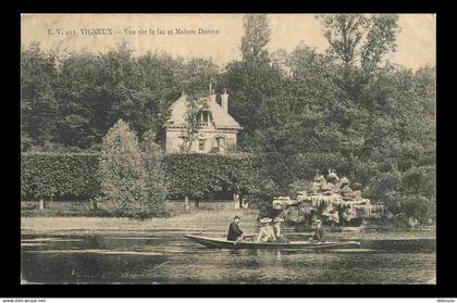 91 - Vigneux sur Seine - Vue sur le lac et Maison Dorore - Animée - CPA - Voir Scans Recto-Verso