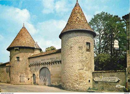 16 - Villefagnan - L'entrée du vieux château - CPM - Carte Neuve - Voir Scans Recto-Verso