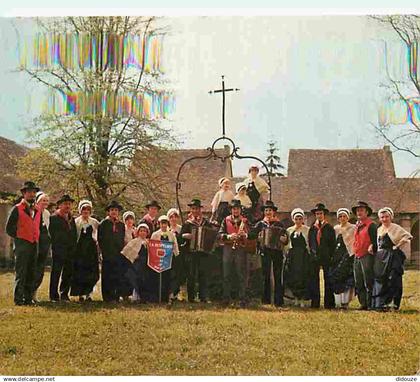 12 - Villefranche de Rouergue - Groupe Folklorique du Rouergue - La Respelido - Blasons - Carte Neuve - CPM - Voir Scans