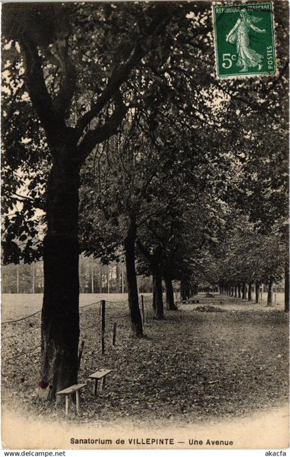 CPA Villepinte Une avenue de Sanatorium FRANCE (1377834)