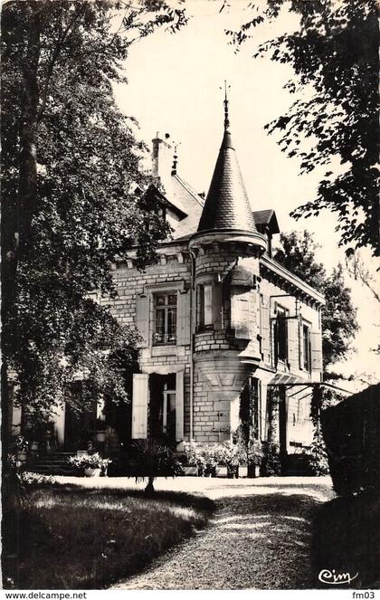 Villers Farlay château