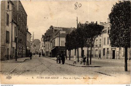 CPA VITRY-sur-SEINE Place de l'Église Rue Darnétal (869773)