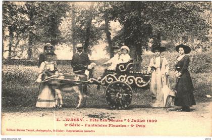 Carte Postale Ancienne de WASSY-Fête des Fleurs -