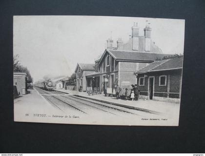 CPA Gare  :  Yvetot   -   Intérieur de la Gare