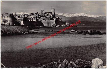 Les Remparts et les Alpes - Cap d'Antibes - La Garoupe