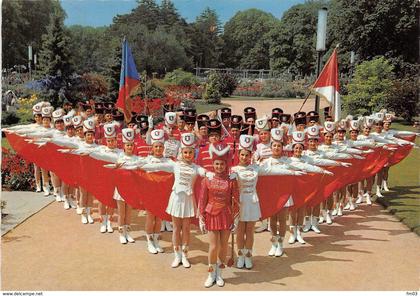 Lyon 6 parc de la Tête d'Or majorettes .