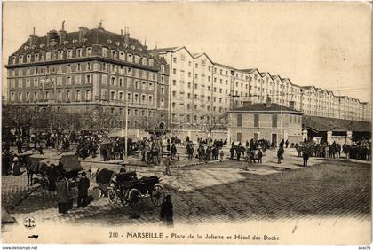 CPA MARSEILLE - Place de la Joliette et Hotel des Docks (986577)