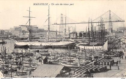 23-3053 : MARSEILLE. VIEUX PORT