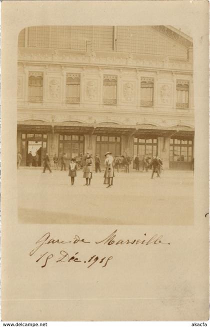 CPA MARSEILLE - Gare de MARSEILLE carte photo (986567)