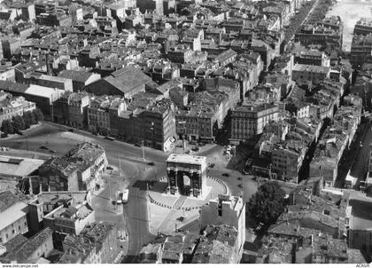 MARSEILLE vue aérienne du quartier de la gare au centre l'arc de triomphe 48 (scan recto verso)KEVREN0691