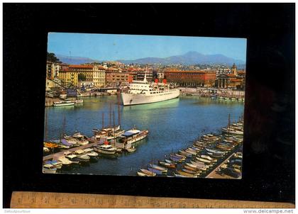 NICE Alpes Maritimes 06 : le port 1974bateau paquebot ferry boat maritime ship vessel Schiff nave