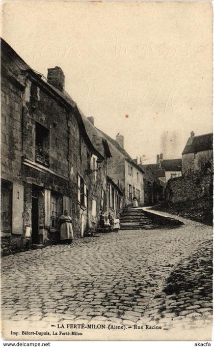 CPA La Ferté-Milon (Dep.02) Rue Racine (985269)