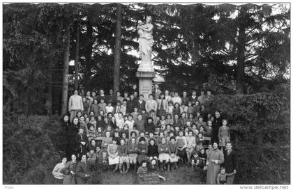 LE MAYET-DE-MONTAGNE ECOLE NOTRE-DAME TRES ANIMEE