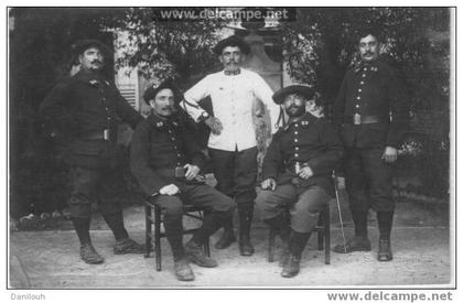 13 /// MOURIES / 5 MOURIESENS MORTS A LA GUERRE DE 1914 / CARTE PHOTO / les 5 personnes sont nommées au verso