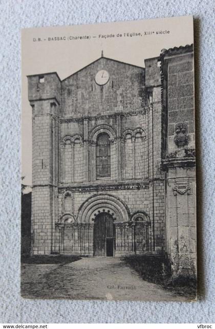 Bassac, façade de l'église, Charente 16