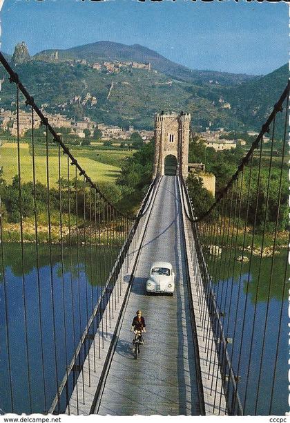 CPSM La Vallée du Rhône Pont entre Montélimar et Rochemaure - au fond vieux village féodal de Rochemaure