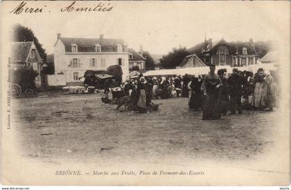 CPA BRIONNE - Marché aux Fruits Place de Fremont des Essarts (129203)