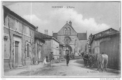 CARTE POSTALE ANCIENNE DE PERTHES -  L'EGLISE